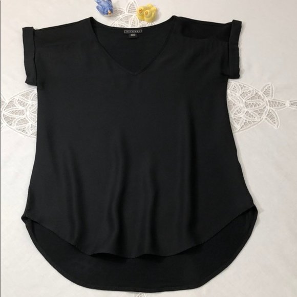 Metaphor | NWOT Cuffed V-Neck Tee - Picture 5 of 9